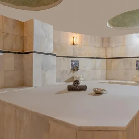 Hotell Odelia 4*